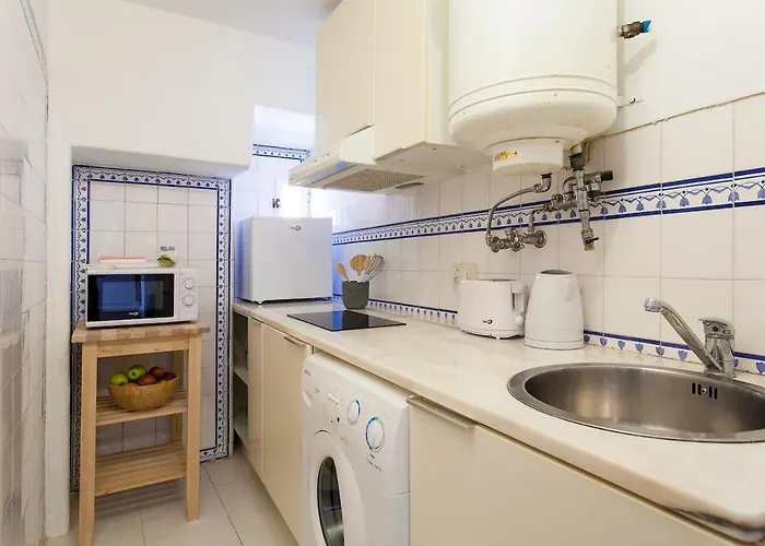 Authentic & 아파트 *