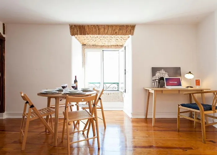 Authentic & 아파트